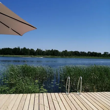 Feriehus Nad Jeziorem Z Prywatnym Pomostem