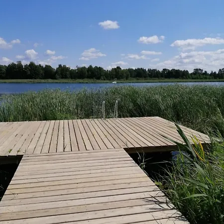 Nad Jeziorem Z Prywatnym Pomostem Feriehus *